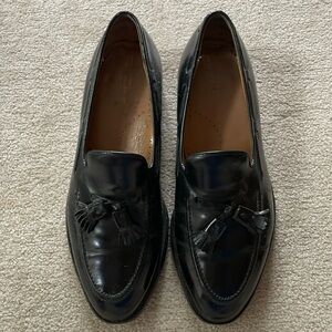 Johnston and Murphy Loafers with Tassels, Black Leather, Men’s 10.5
